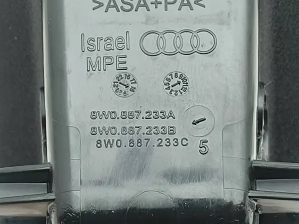 Audi A5 2018- Kiinnitystuki OEM 8W0887233A image 8