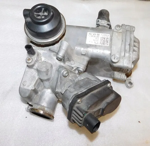 EGR-jäähdytin A6 C7 3.0 TDI 059131515CG image 6