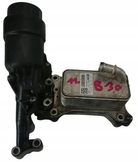 Arrefecedor de óleo Mercedes-Benz OEM A6511800665 - Usado image 2