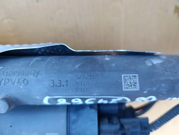 VW Passat B8 Lenkgetriebe OEM 5WB423105 - Gebraucht image 5