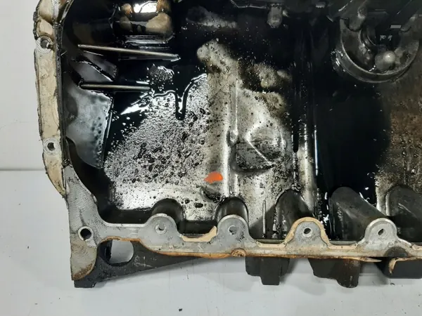 Carter d'huile Audi A6 C6 Avant 2.0TDI OEM 03G103603J image 8