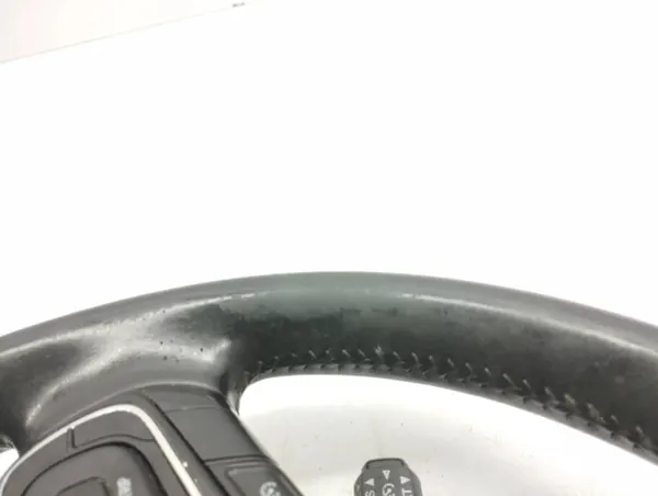 Volante Toyota Avensis T270 2015 image 4