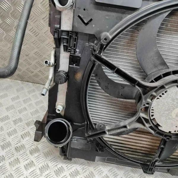 BMW Jäähdytysosat OEM 7594608 X6 3.0L 2014 image 4