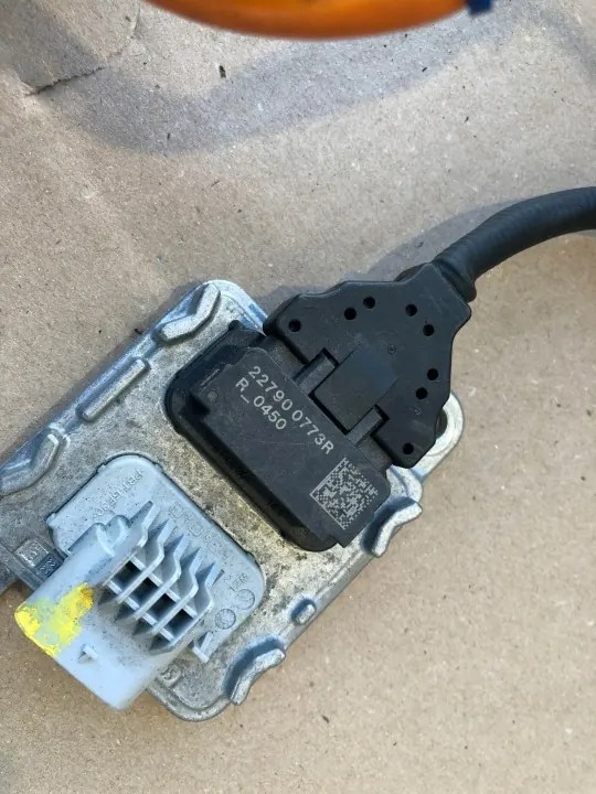 AdBlue-katalysaattori OEM 208A06189R Dacia Jogger 1.5 DCI image 7