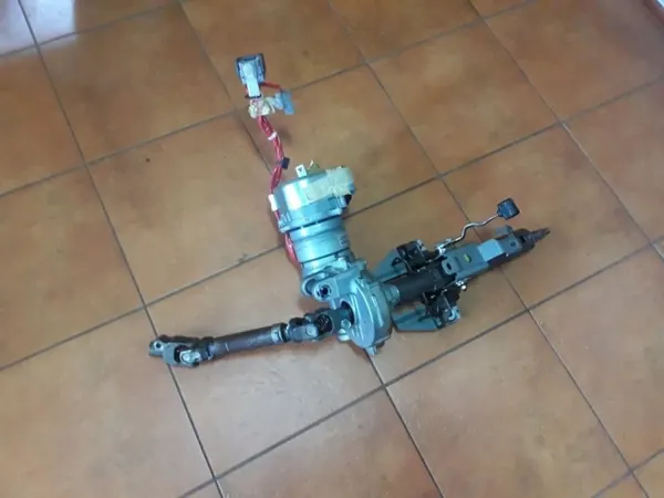 Croix de colonne de direction Toyota Auris OEM 4520A02120 image 3