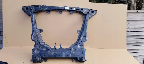 Engate Reboque Dacia Duster III OEM 544012878R Usado image 8