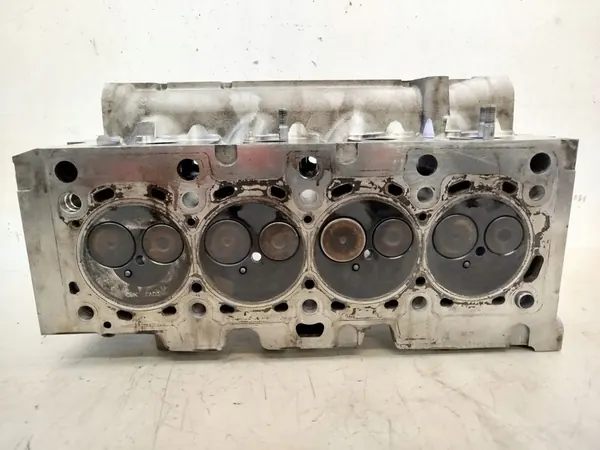 Renault OE 347759 Cylinder Head image 9
