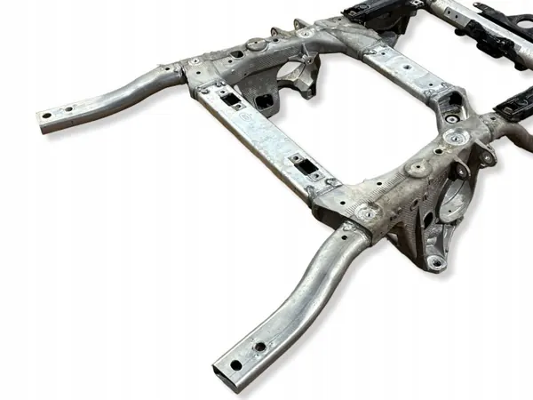 Estrutura Auxiliar Dianteira Land Rover Range Rover L405 CPLA5C145AL image 4