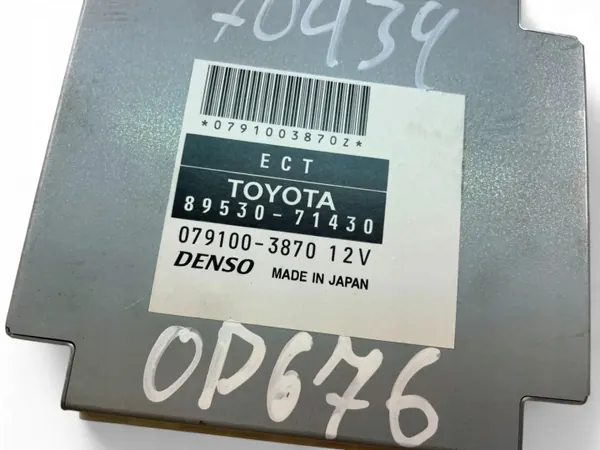 Toyota Hilux Transmissiecomputer OEM 31268419 image 8