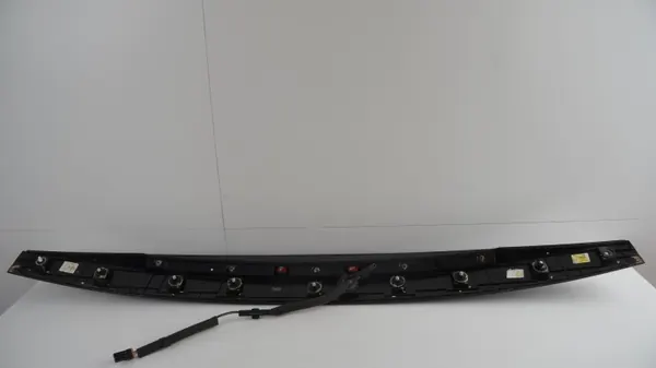 OEM 360207133 takaluukun spoileri Hyundai Velosterille image 3