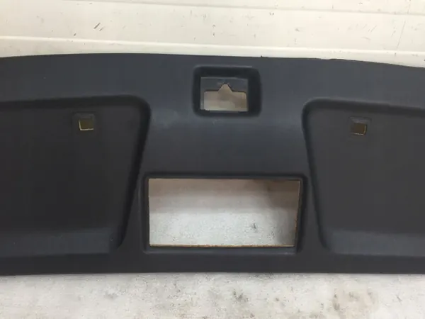 Mercedes W201 190 Front-Himmelclip OEM A2016902625 image 5