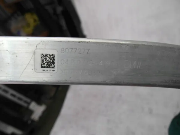 BMW 8077277 Onderste bumperbalk voor - Gebruikt image 3