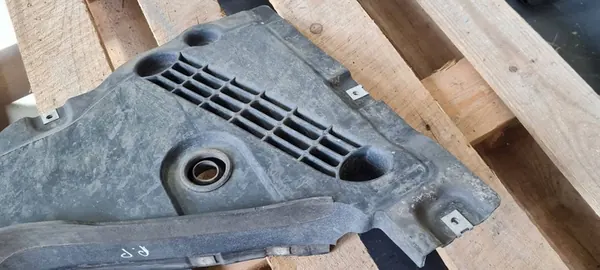 AUDI A7 S7 C8 Front Right Wheel Arch Cover 4K8853888E image 10