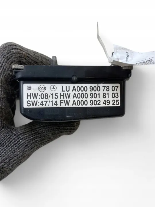 Sensor radar Mercedes-Benz GLS X166 2018 OEM A0009007807 image 7