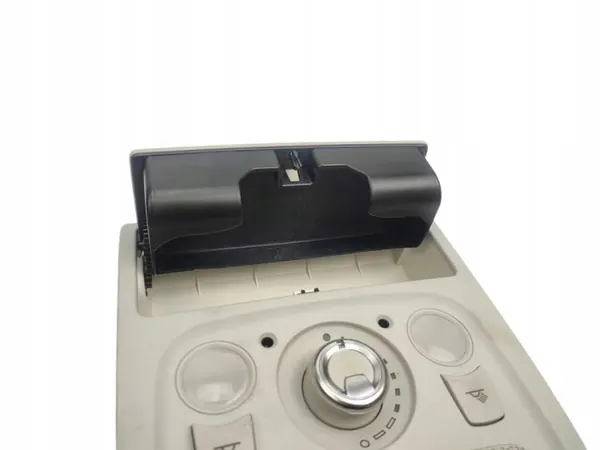 OEM 8T0947135E Plafonnier Audi A4 B8 2007-2011 image 6