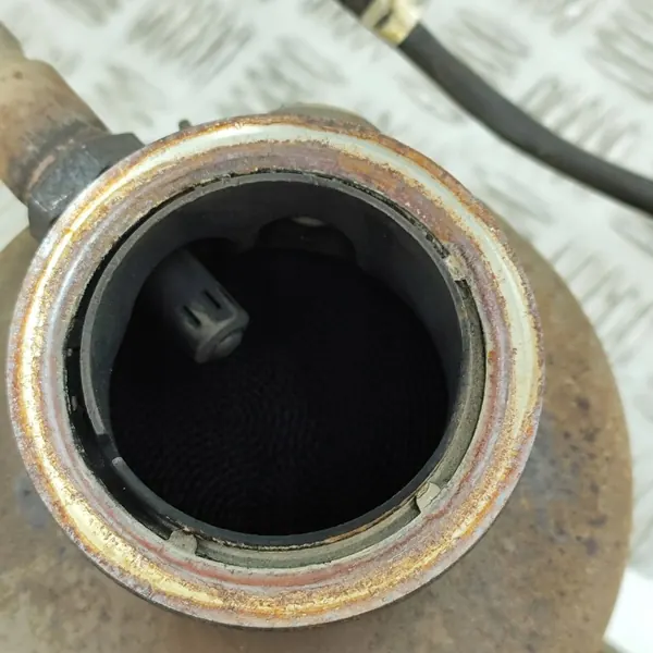 Katalysator OEM 5Q0131705BE för VW Passat B8 image 8
