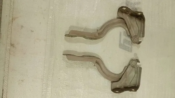 I30 ZAWIASY MASKI L+P OEM Paire de charnières capot image 4
