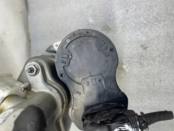 Pompe de servofrein OEM 472101985R pour Renault Austral image 8