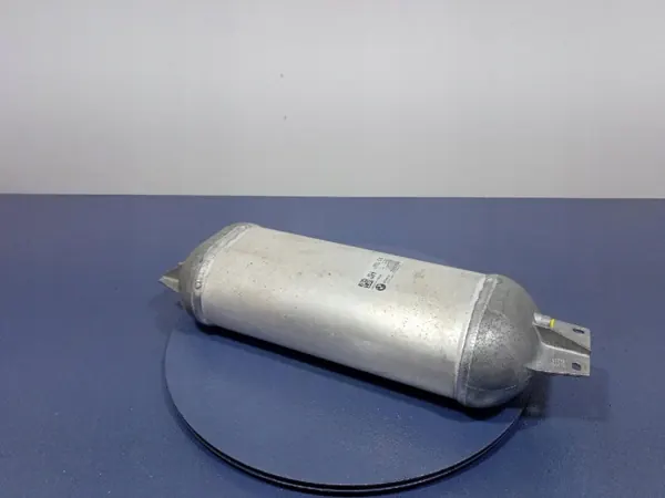 BMW Lufttryckstank OEM 6878492 för G05 G07 image 2
