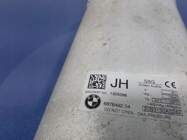 BMW Lufttryckstank OEM 6878492 för G05 G07 image 4