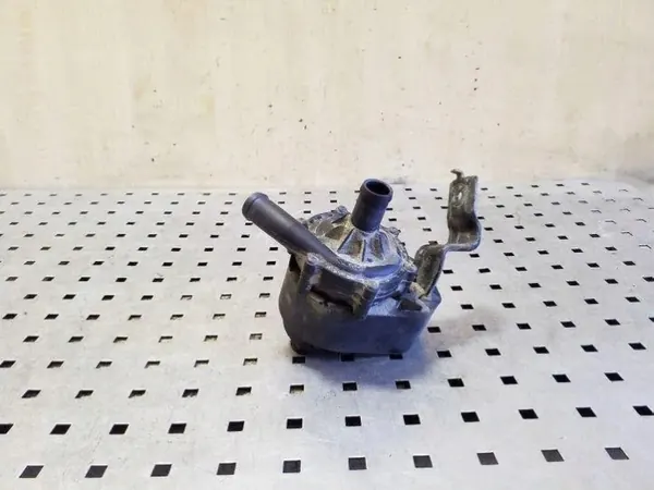 Tesla Wasserpumpe OEM 6007373-00-E für Model S 12-16 image 2