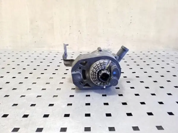 Tesla Wasserpumpe OEM 6007373-00-E für Model S 12-16 image 3