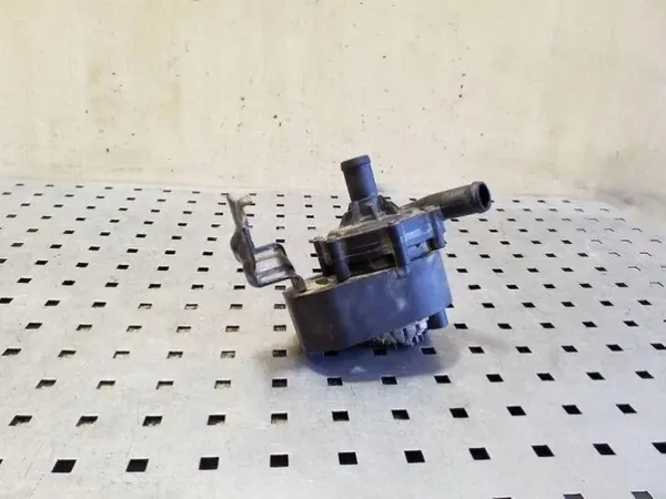 Tesla Wasserpumpe OEM 6007373-00-E für Model S 12-16 image 4