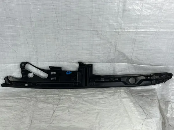 OEM 7349606 Etu oikea lokasuoja BMW 5-sarjaan image 4