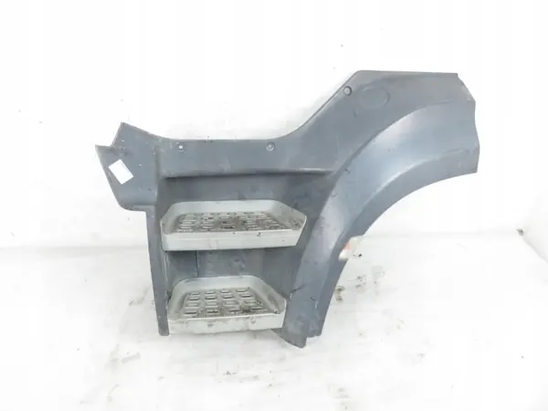 Escalón Izquierdo DAF CF OEM 1835070LH - Usado image 2