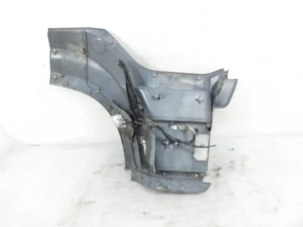 Escalón Izquierdo DAF CF OEM 1835070LH - Usado image 3