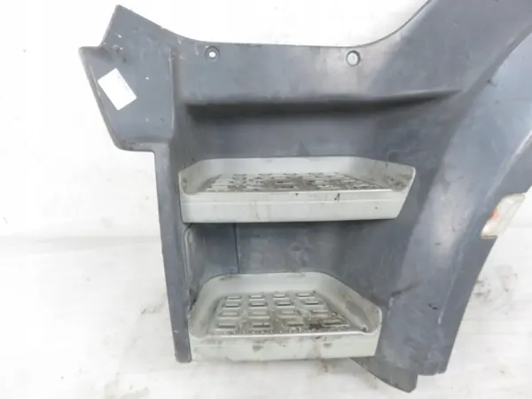 Escalón Izquierdo DAF CF OEM 1835070LH - Usado image 9