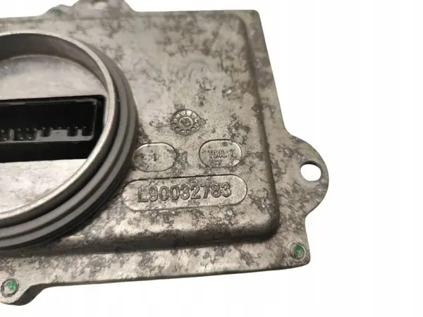 Module Xenon OEM L90032783 pour Peugeot 3008 1.6L image 8