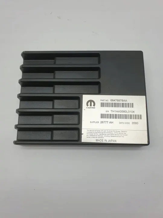 Amplificateur audio OEM 68476878AA pour Chrysler Pacifica image 2