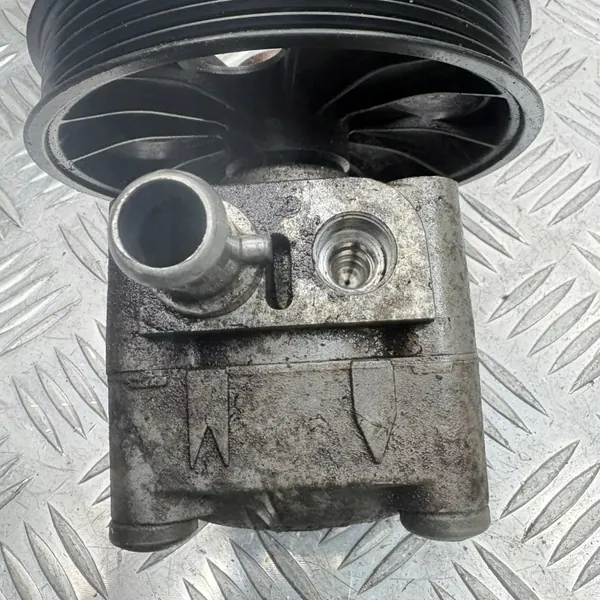 Pompe de direction OEM 31478242 pour Volvo V70/S60/S80 image 4