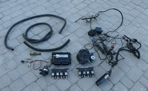 Kit LPG Séquentiel Prins OEM INSTALACJA GAZOWA V8 image 2