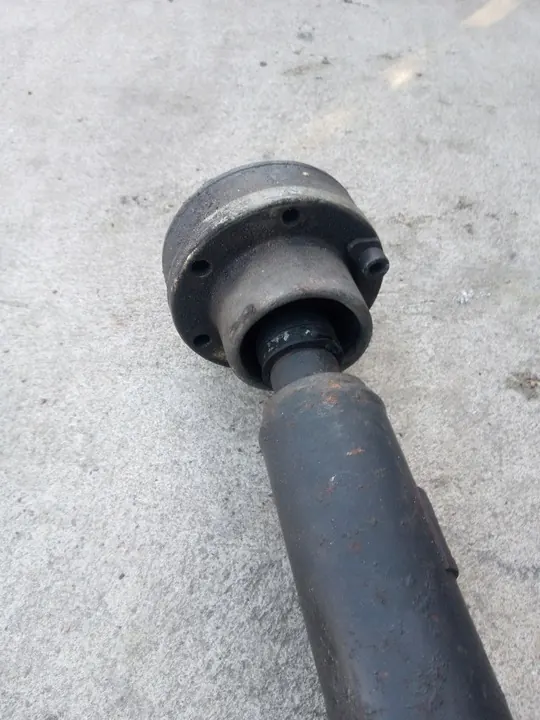 Drivaxel Audi A4 B6 A8 3.0 TDI BKN 8E0521101R image 4