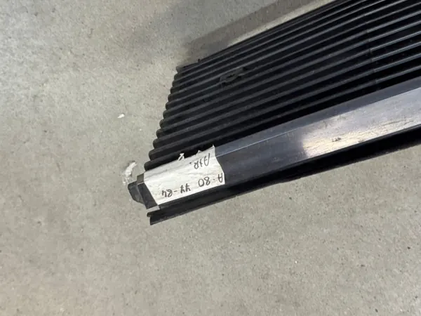 Stoßfängergrill OEM 823853653 - Gebrauchtes Audi OE Teil image 5