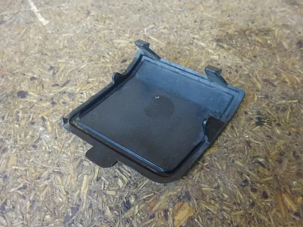 VW GOLF VI R20 Copertura Gancio Paraurti Posteriore 5K6807441F image 2