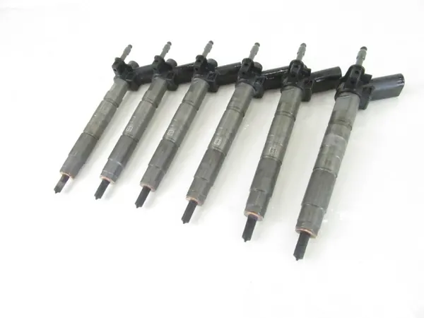 Inyector OEM 7823461 para BMW Motores N47/N57 image 9