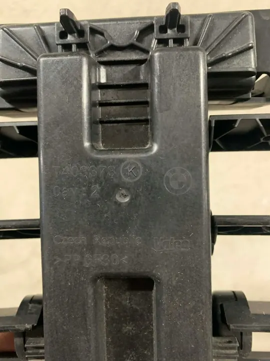 BMW X1 U11 Lufteinlassgitter OEM t403373 Front image 5