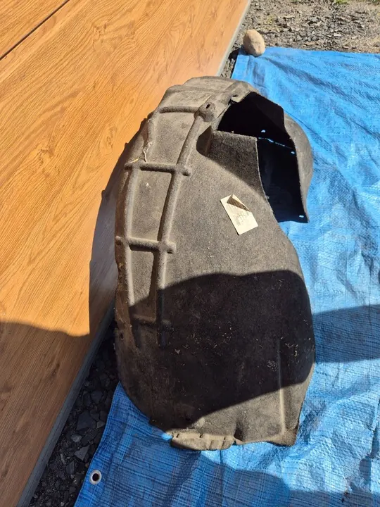 SKODA OCTAVIA II 1Z 04- Etuvasen Lokasuoja 1Z0809957C image 6