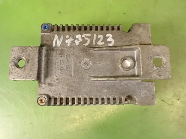 Ventilatorweerstand OEM 898941000 Mercedes R170 SLK image 3