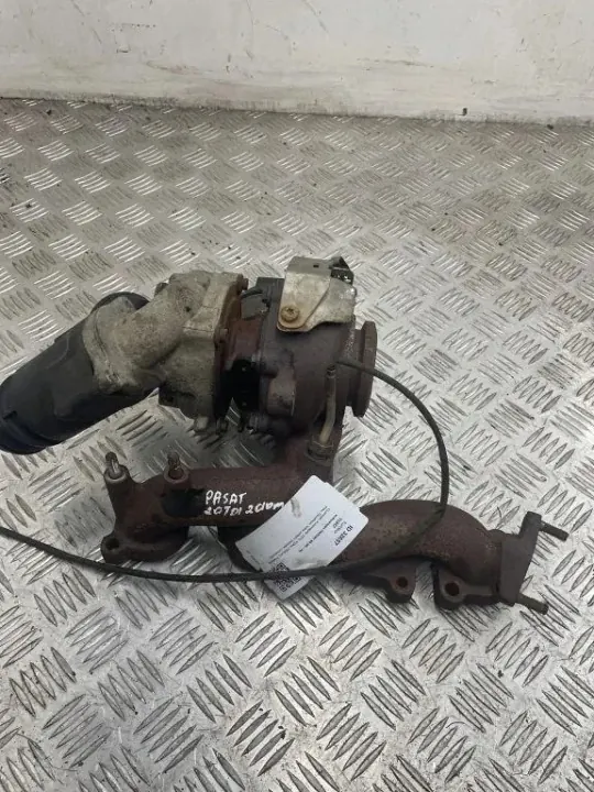 Turbo usado OEM 03L253010 para VW Passat B7 image 3