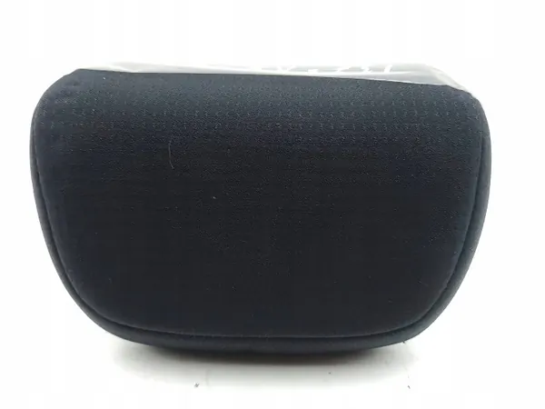 Toyota Prius 2016 Bakre huvudstöd OEM AMD222379 image 3