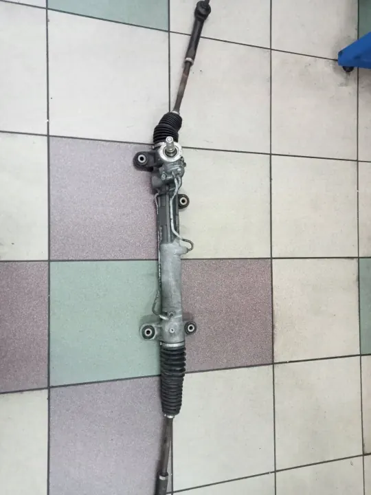 Crémaillère de direction Toyota Avensis T25 image 2