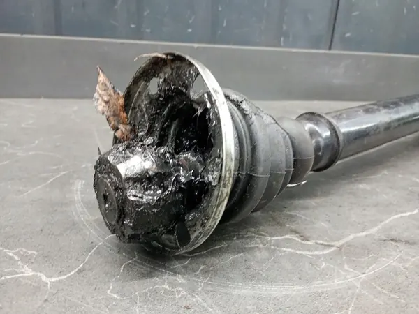 Vänster framaxel Audi A4 B5 image 2