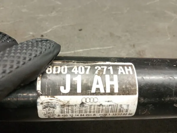 Vänster framaxel Audi A4 B5 image 5