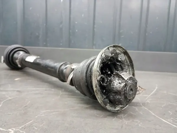 Vänster framaxel Audi A4 B5 image 8