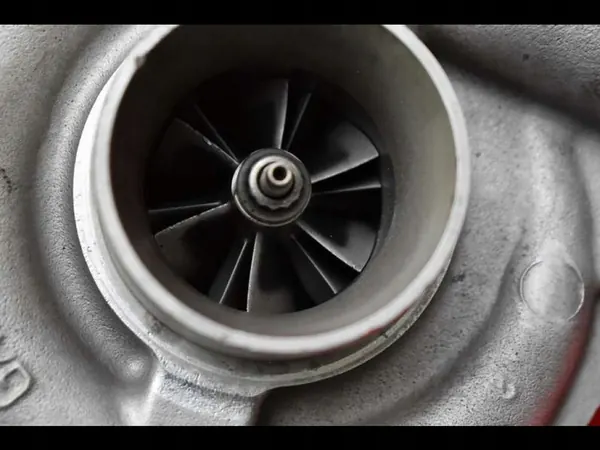 Turboalimentador 2.5 D BMW E60 E61 03-07 OEM 7791758 image 7