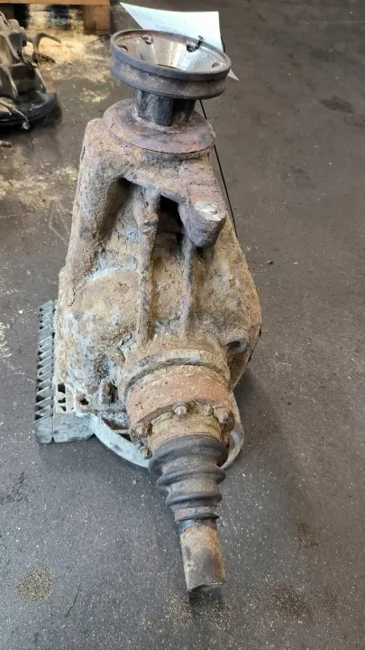 Bakaxelns differential OEM 7514989 för BMW E65 735i image 3